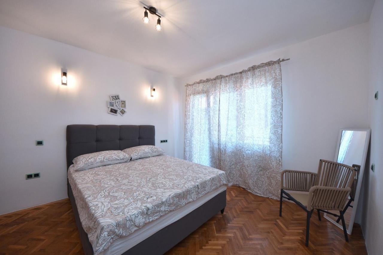Family Apartment Sara Zadar Ngoại thất bức ảnh